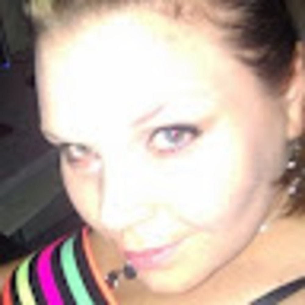 Meet your Posher, Cassandra
